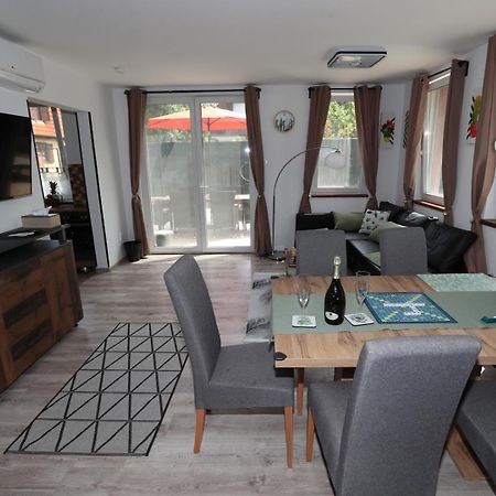 Four Flowers Apartman Siófok Eksteriør billede