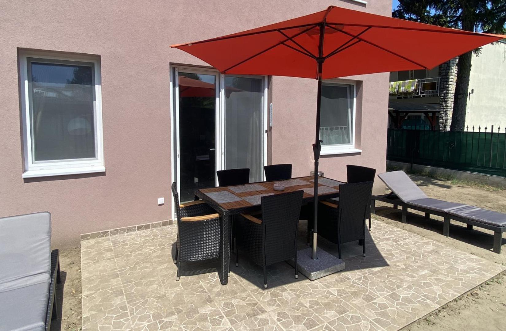 Four Flowers Apartman Siófok Eksteriør billede